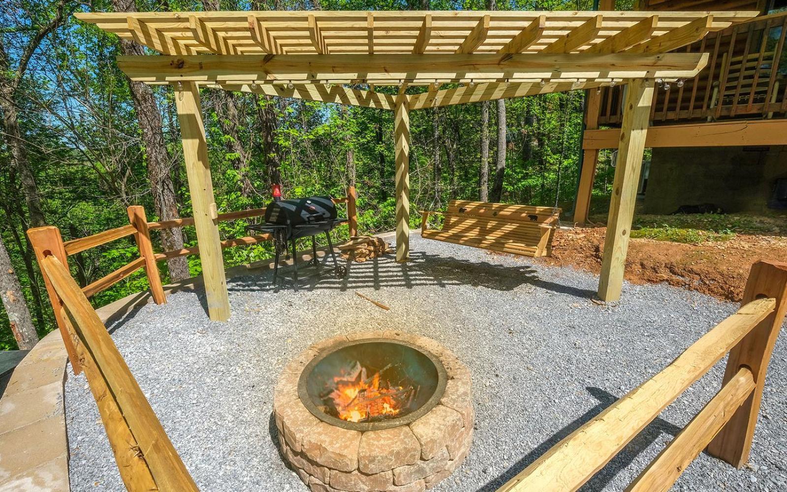Little Bear Cabin Гатлинбург Экстерьер фото